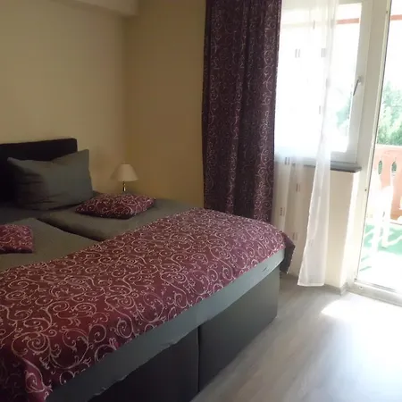 Hotell Ferienquartier Waldblick