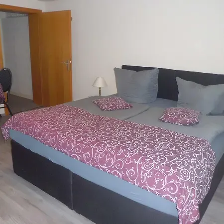 Hotell Ferienquartier Waldblick 2*