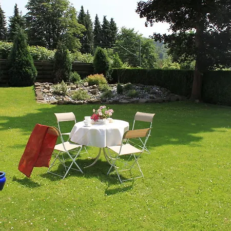 מלון Ferienquartier Waldblick