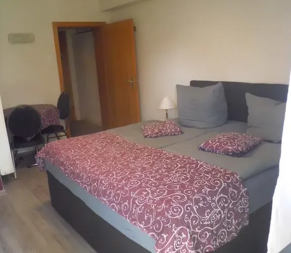 豪斯瓦尔德布里克酒店 吕格德